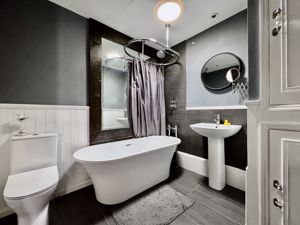 Photo 24- click for photo gallery